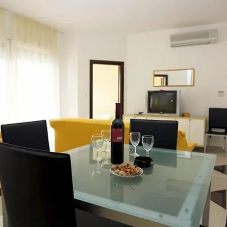 Apartments Zadar *